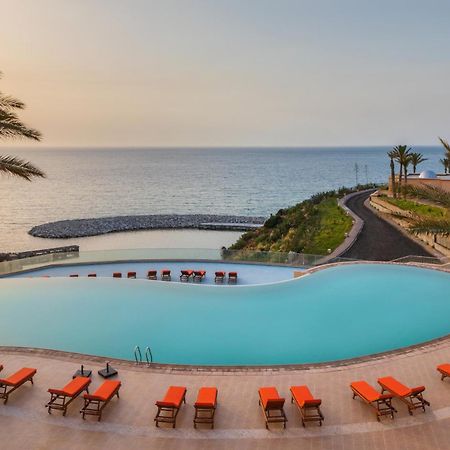 Royal Tulip Korbous Bay Thalasso & Springs (Adults Only) Qorbu Exterior photo The pool at the Kempinski Hotel, Muscat