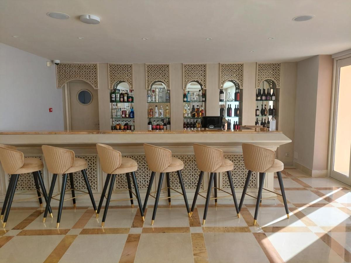 Royal Tulip Korbous Bay Thalasso & Springs (Adults Only) Qorbu Exterior photo The bar at the hotel