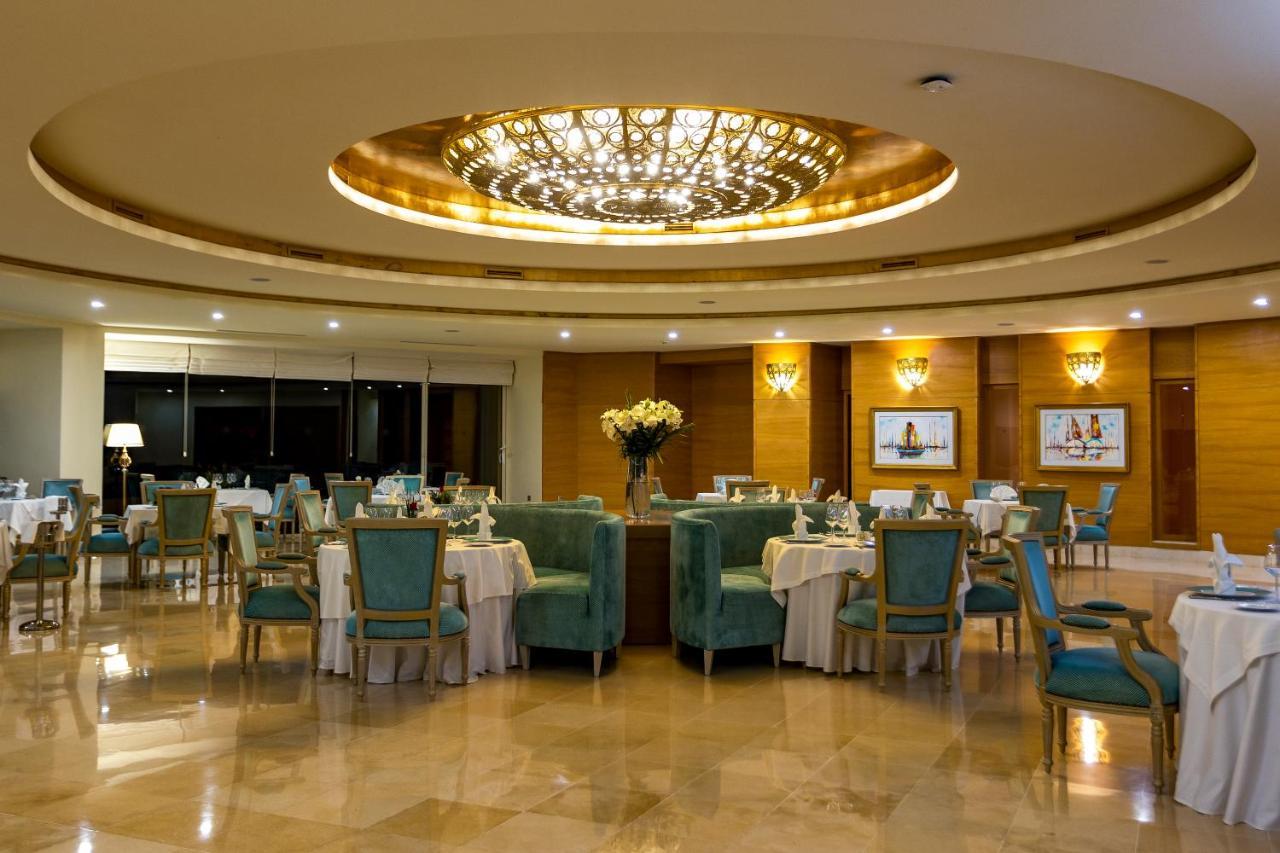 Royal Tulip Korbous Bay Thalasso & Springs (Adults Only) Qorbu Exterior photo The restaurant