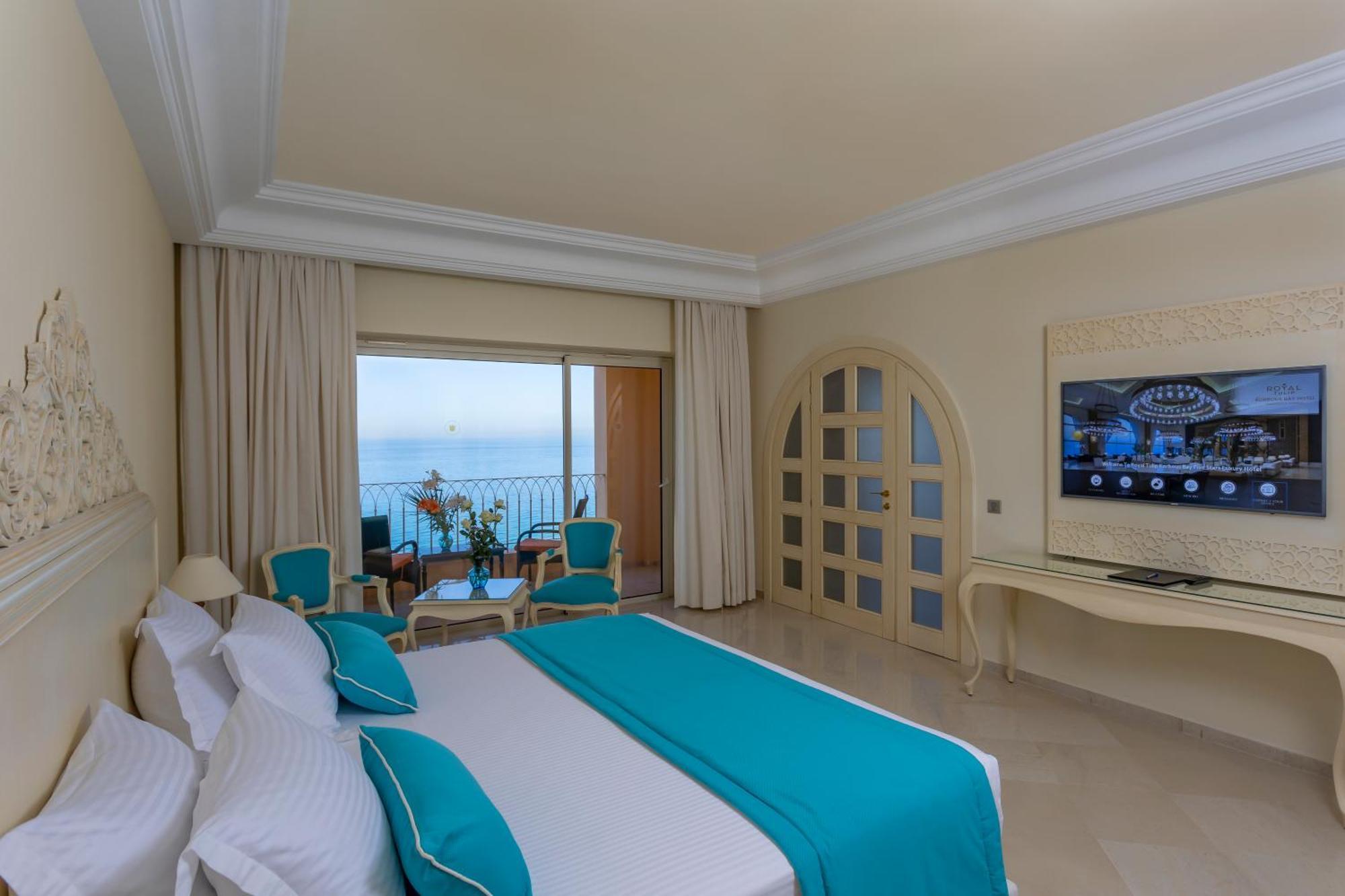 Royal Tulip Korbous Bay Thalasso & Springs (Adults Only) Qorbu Exterior photo A room at the hotel